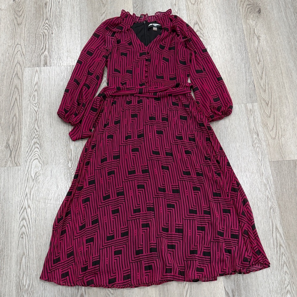 Karl langerfield Paris Patterned Dress in Black and Pink